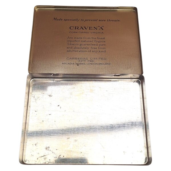 Boîte de cigarettes anglaise Craven A