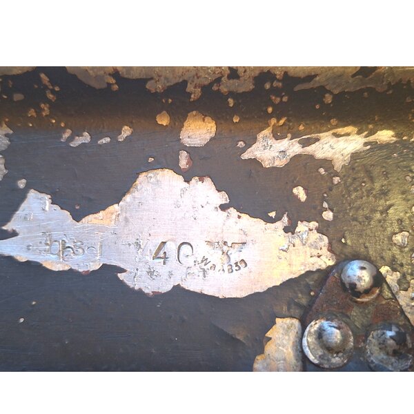 Caisse allemande MG Camouflée