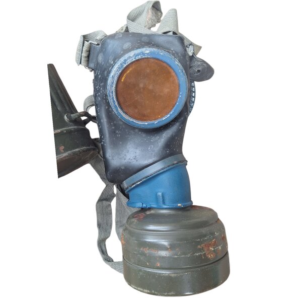 German WW2 gas mask