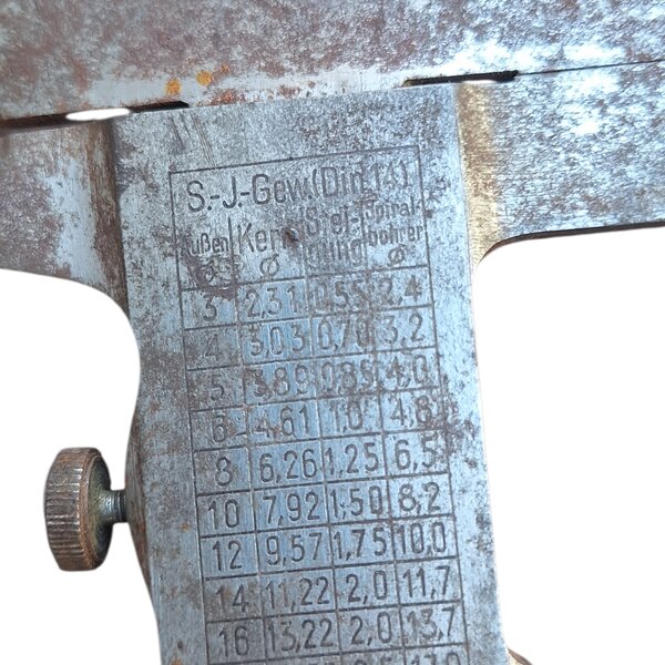 Pied à coulisses allemand WW2