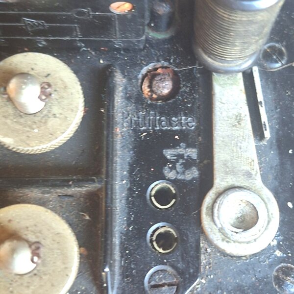 Téléphone de campagne F33 Allemand WW2