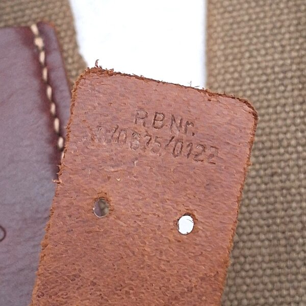 Ceinturon allemand en web foncé – Taille 95, RBNr 0/0675/0122  Équipement Wehrmacht WWII